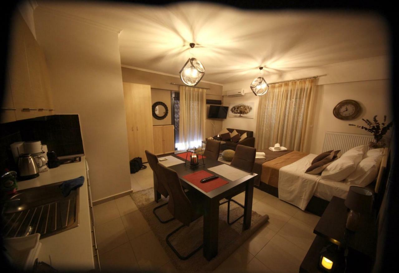Kosmos Service Apartment City Center 1 With Additional Cost Parking Thessaloniki Exterior photo